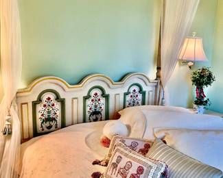 Trust me, it LOOKS IT!