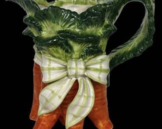 Kaldun Bogle Carrot Pitcher