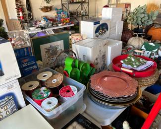 Tons of lovely Christmas and Holiday decor