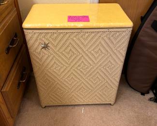 Vintage Hamper