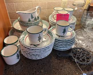 Made in Italy Christmas pottery