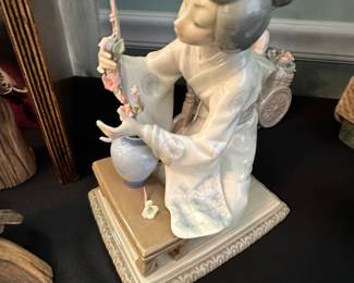 Lladro’s figurine