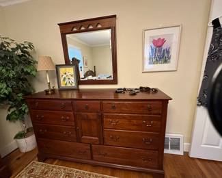 Dresser and mirror 
Lexington by Bob Timberlake