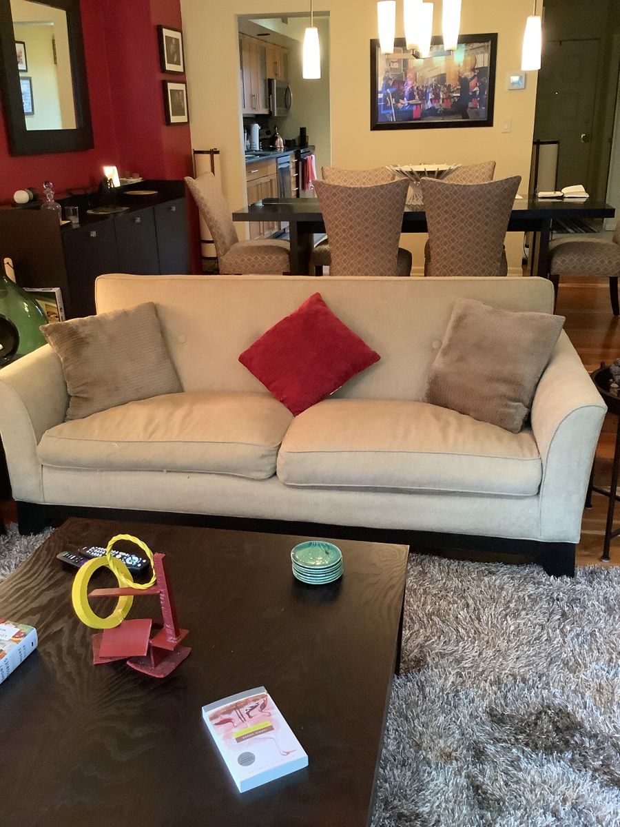 Town & Country Estate Sales in Fort Lee, NJ starts on 12/14/2023