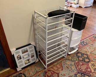 UP RIGHT BASKET CART