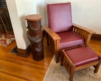 THIS CHAIR WAS MADE BY THE HOME OWNER. WOW. AMAZING WORKMANSHIP