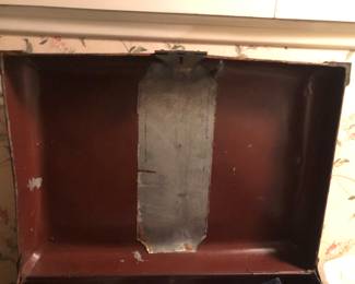 Old English Antique Steamer Trunk
$75 obo