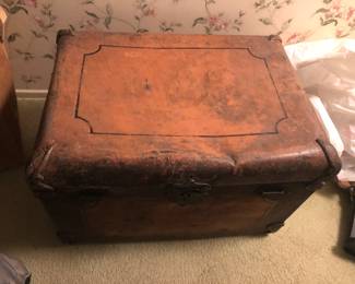 Old English Antique Steamer Trunk
$75 obo