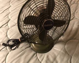 Optimist 12" Retrp Oscallating fan with oil rubbed Bronze finish
$50 obo
