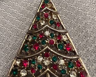 Christmas Tree Pin