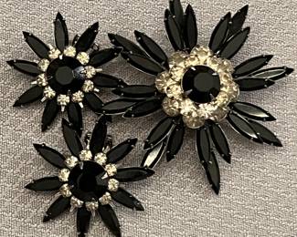 Vintage Judy Lee Brooch and Earring Set... Marquis and Rhinestone