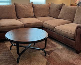 Sectional Sofa, Area Rug, Coffee Table w 2 Matching End Tables