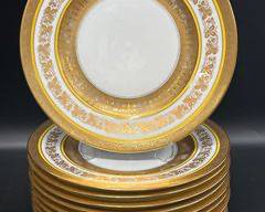 Fine Royal Bavarian Hutschenreuther Selb Set Of Fourteen Gold Trim Plates

