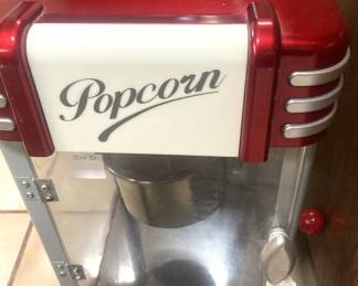 Popcorn maker