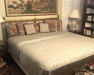 King size bed; Asian screen
