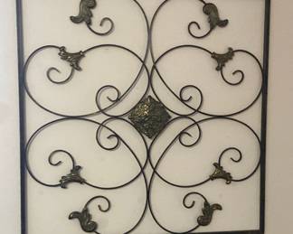 Metal wall décor 
