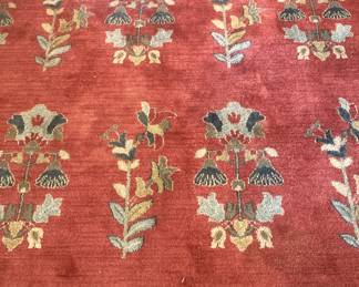 Rug - 7  feet  9 inches x 10  feet