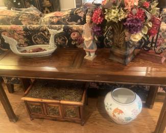 Sofa table and Asian décor