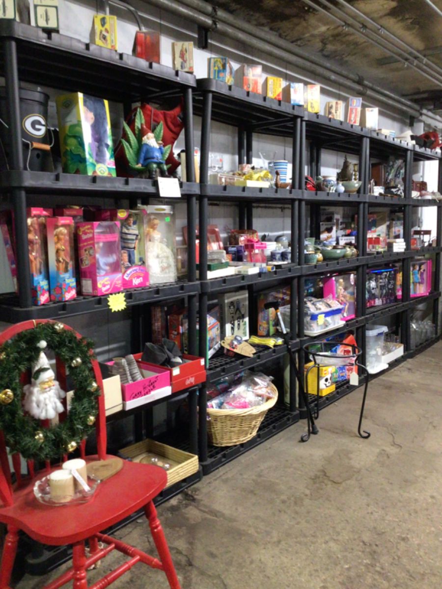 Huge Estate/Warehouse Sale in Marengo, IL starts on 12/16/2023