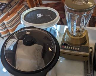 crockpot, vintage blender