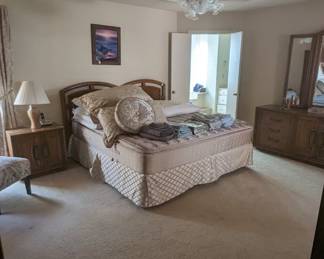 king size mattress and frame