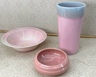 Mid-Century Mauve Pink Blue Pottery Hull Abingdon