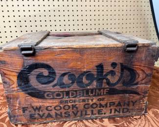 Old Cook's Goldblume Beer Crate Evansville