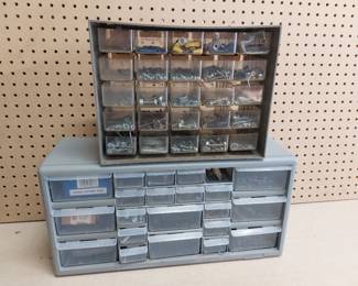 (2) Organizers (Nuts & Bolts) (Screws)