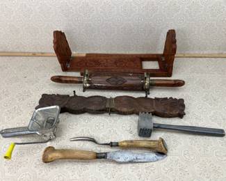 Vintage Carving Sets, Parsmint Grinder, More