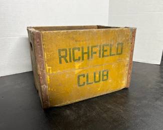 Richfield Club 1936 St Louis MO Yellow Crate