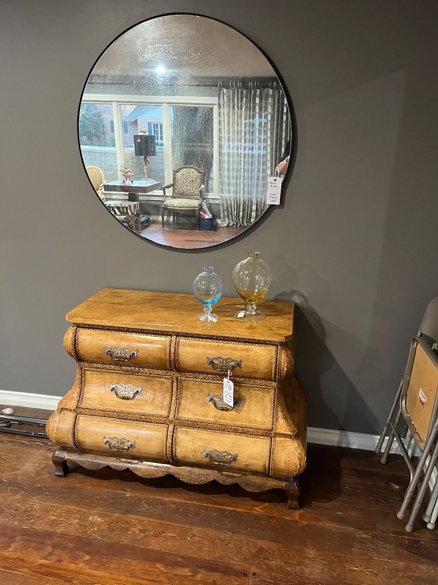 Lamar Coats Estate Sales in Midland, TX starts on 12/16/2023