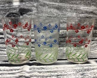 Vintage Swinky Swag tumblers, 3 1/2 inch tall, 3 pieces