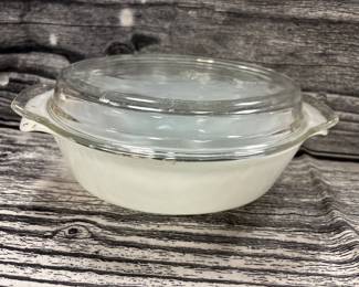 Vintage Fire king oval casserole oven dish, blue cornflowers, 1 1/2 QT, milk glass