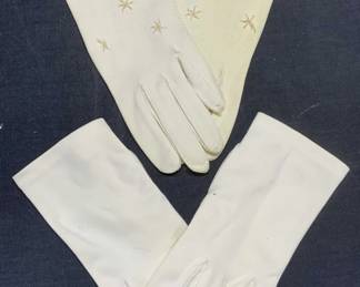 Lot 2 Gloves W Embroidery & Pearlescent Buttons
