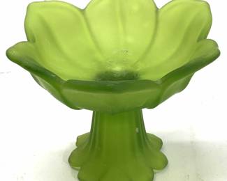 WESTMORELAND Asian Lotus Frosted Green Glass Tazza
