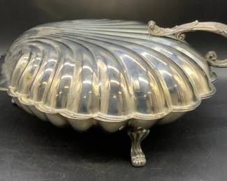 THE SHEFFIELD SILVER CO. Clamshell Serving Dish
