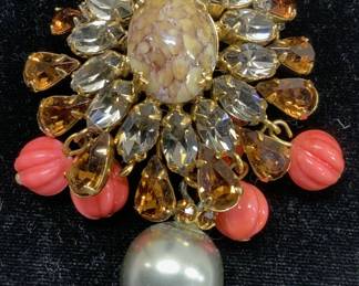 Schreiner NY Classic Cabochon Dome Brooch
