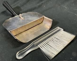 SHEFFIELD SILVER Co Silver Pl Crumb Catcher &Brush
