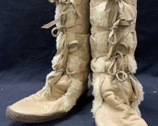 Calida Leather Lace Ups Winter Boots, Italy
