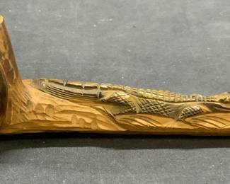 Vintage Hand Carved Wood Crocodile Pipe

