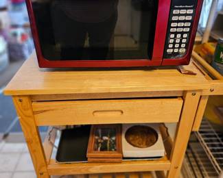 handy cart with microwave 