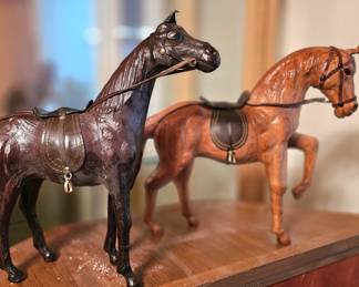 leather toiled horses