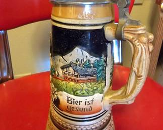 Stein with music box, " Beer is healthy"