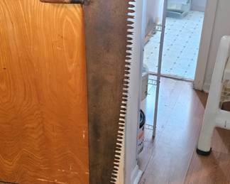some vintage tools, great saw