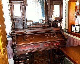 Accepting bids until 6:00 pm Wednesday, Dec. 20th. 