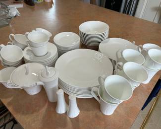 Wedgwood "Nature" china