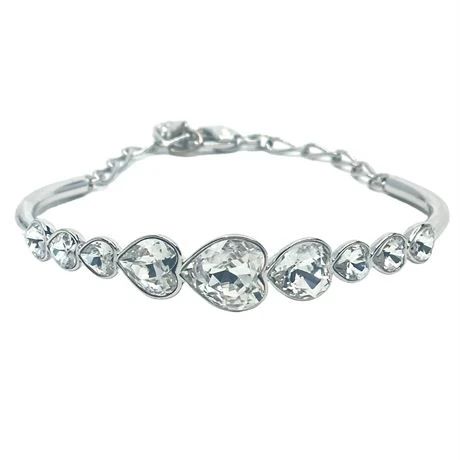 Lot 002   5 Bid(s)
Swarovski Heart Shaped Crystal Cuff