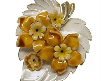 Lot 102   5 Bid(s)
German Made Vintage Enamel Leaf and Floral large Brooch