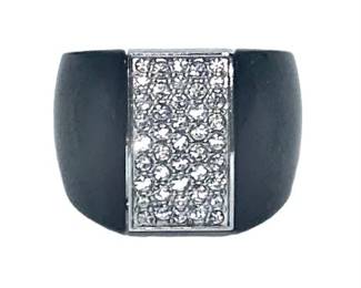 Lot 05   3 Bid(s)
Swarovski Reversible Ring