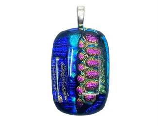 Lot 038   0 Bid(s)
Dichroic Glass Pendant